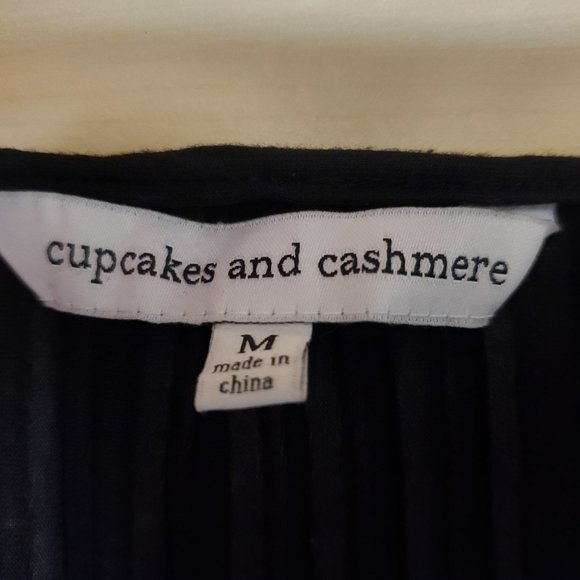 CUPCAKES & CASHMERE Jumpsuit - NWOT - Picture 4 of 5